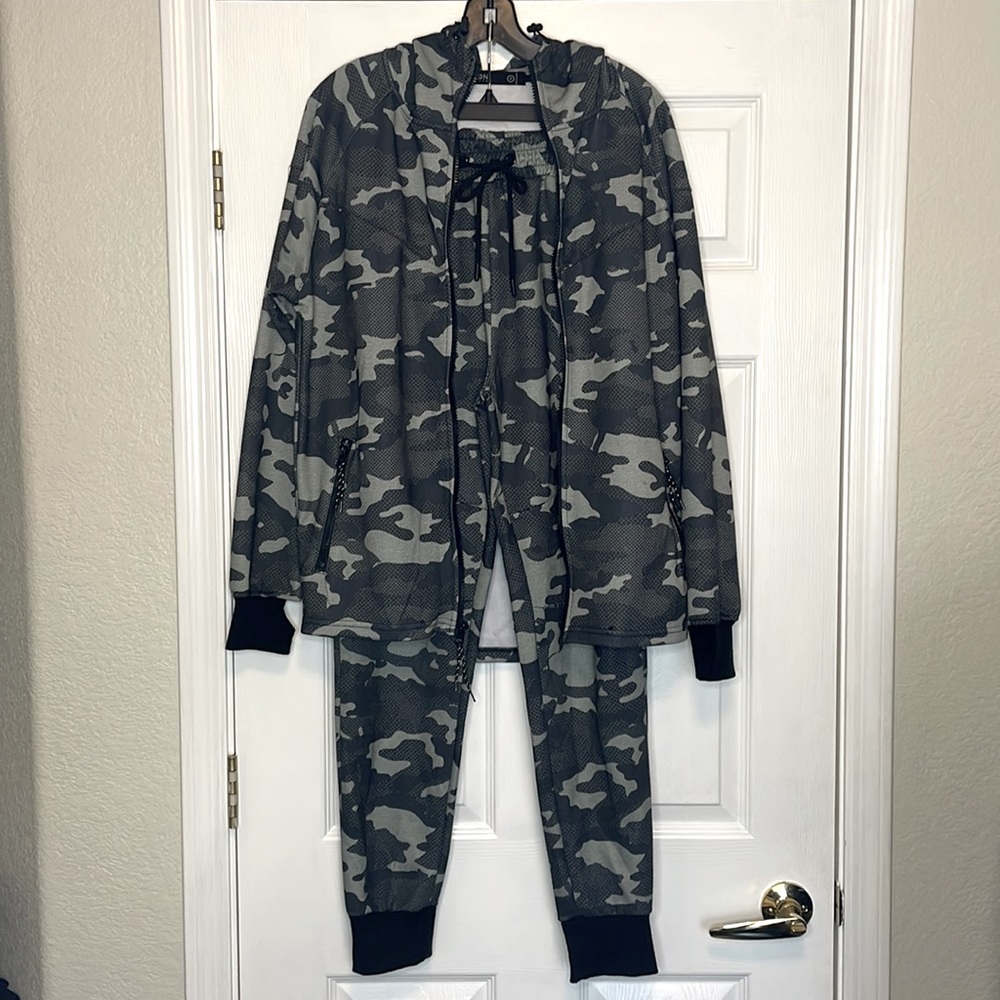 2 PC HUDSON OUTERWEAR Digi Camo Print Tech Track Jacket + Pant Sweat Suit Set S